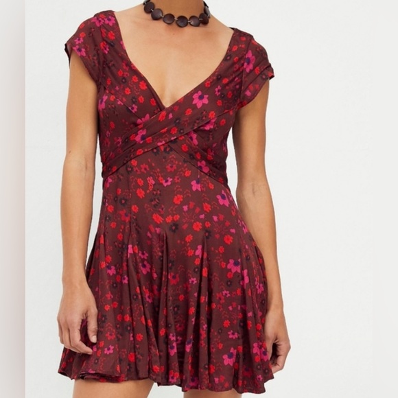 Free people red floral open back dress nwt size medium - Picture 1 of 6